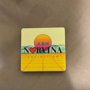ABH Norvina Collection Palette